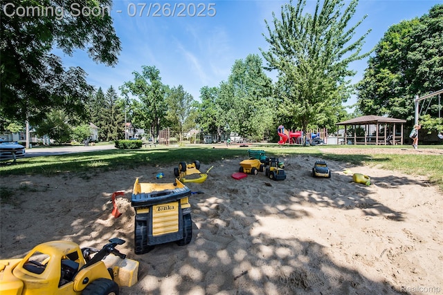 719 Spring St, Howell, MI 48843 - photo 44