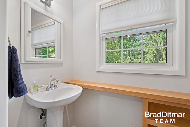2353 Wilshire Dr SE, Grand Rapids, MI 49506 - photo 21