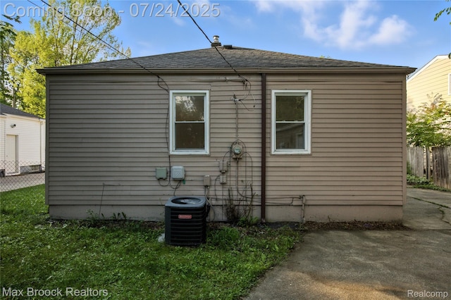 690 2nd Ave, Pontiac, MI 48340 - photo 31