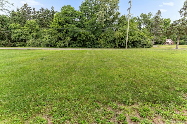 39357 Wade Rd, Romulus, MI 48174 - photo 2