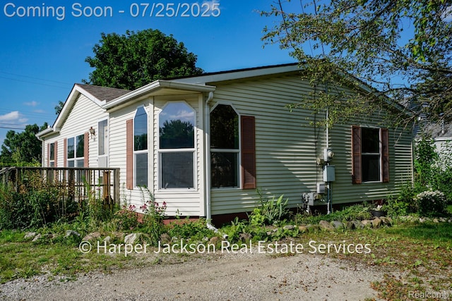 501 S Saginaw St, Durand, MI 48429 - photo 2