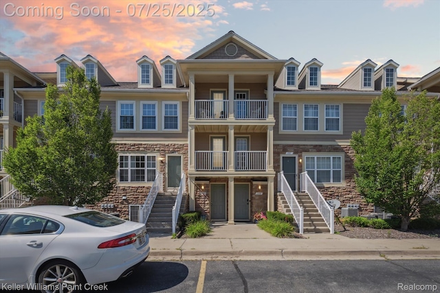 141 Evergreen Trl, Lake Orion, MI 48362 - photo 2