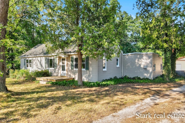 301 S Maple Island Rd, Muskegon, MI 49442 - photo 28