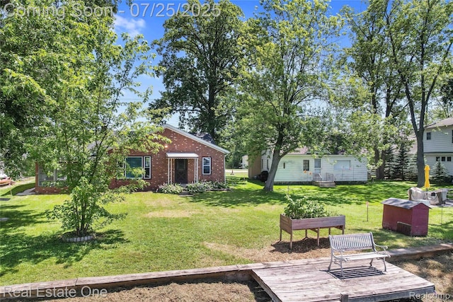 8802 Riverside Dr, Brighton, MI 48116 - photo 2