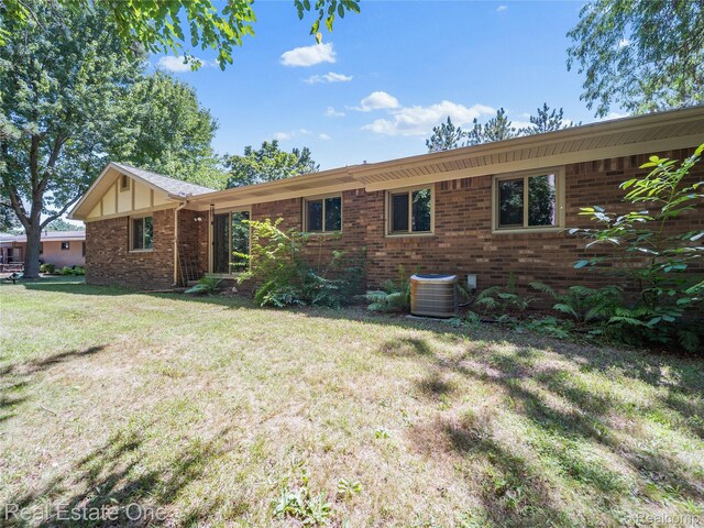 5223 Red Fox Dr, Brighton, MI 48114 - photo 25
