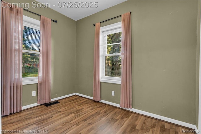 6028 Edmund St, Romulus, MI 48174 - photo 10