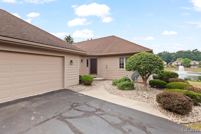 215 Richlyn Dr, Adrian, MI 49221 - photo 2