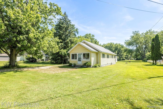 4112 Bonisteel Rd, Fort Gratiot, MI 48059 - photo 4