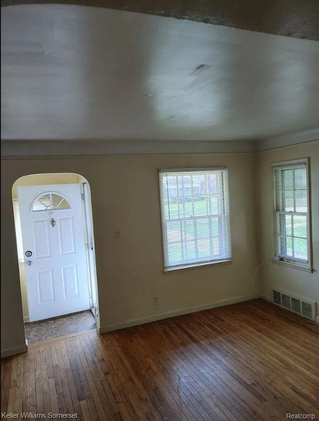 11685 Beaconsfield St, Detroit, MI 48224 - photo 2