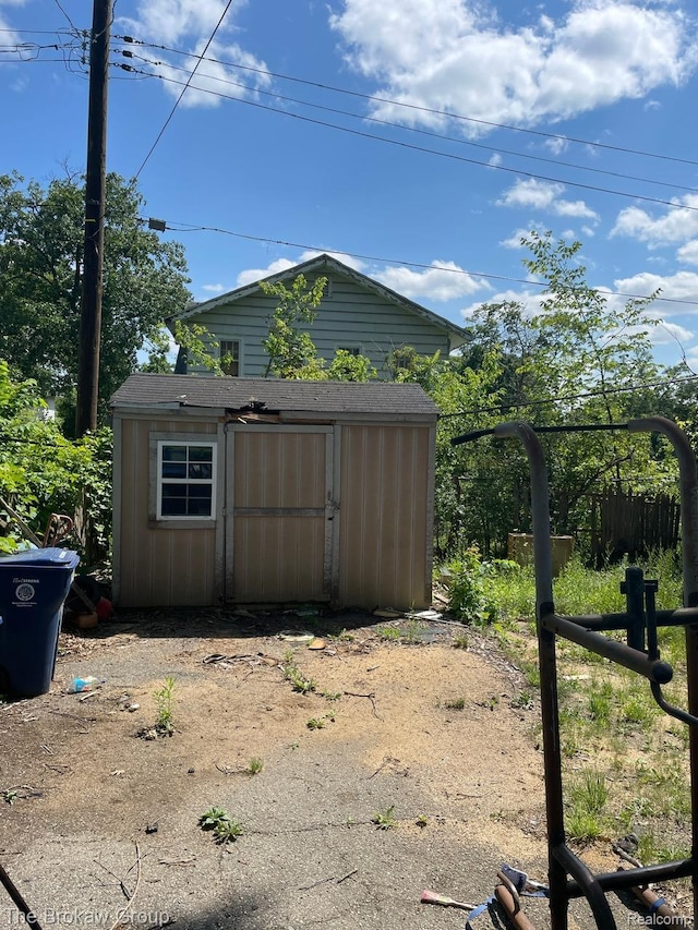 205 W Dayton St, Flint, MI 48505 - photo 28
