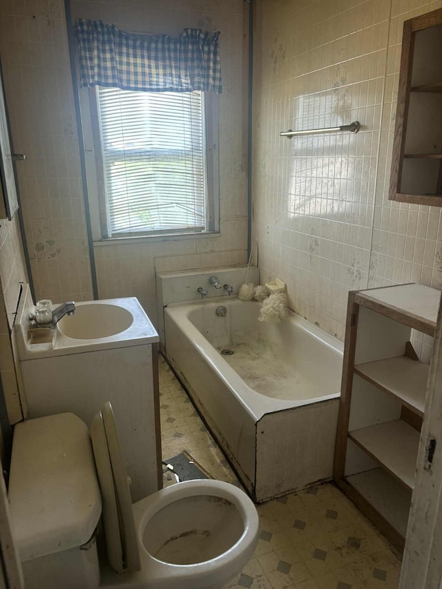 71 W Burnham St, Battle Creek, MI 49015 - photo 2