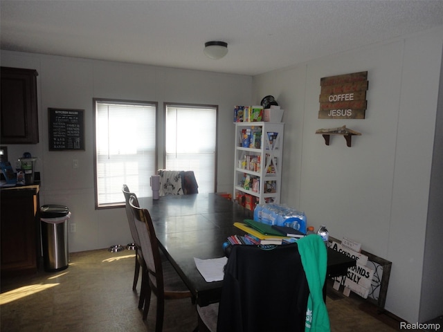 955 Cameron Cir, Monroe, MI 48161 - photo 6