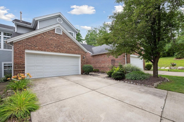 4274 Hillside Dr, Ann Arbor, MI 48105 - photo 2