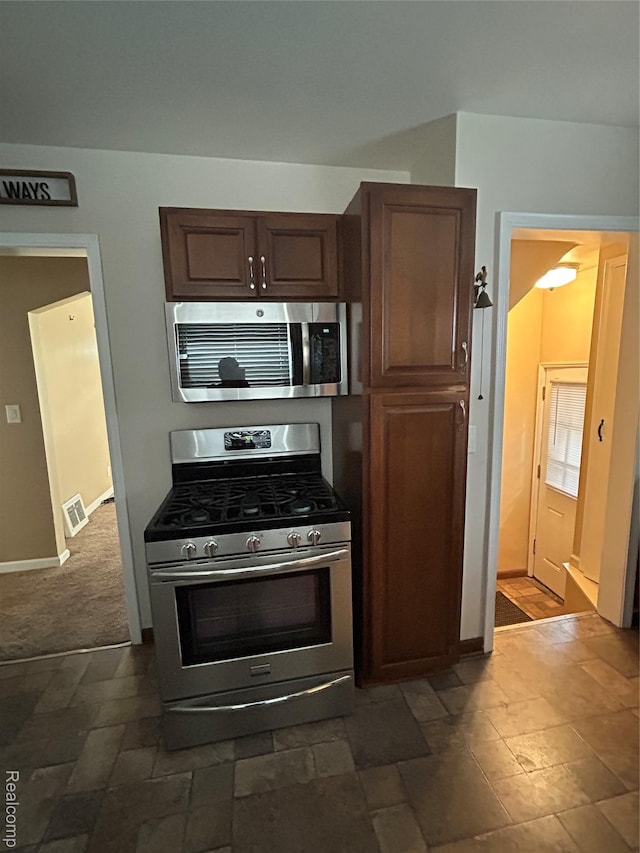 213 Robertson St, Mount Clemens, MI 48043 - photo 6