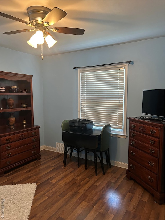 213 Robertson St, Mount Clemens, MI 48043 - photo 11