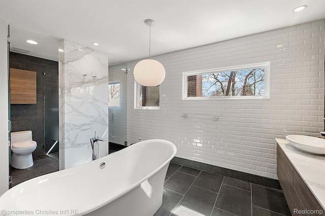 7371 Lindenmere Dr, Bloomfield Hills, MI 48301 - photo 42