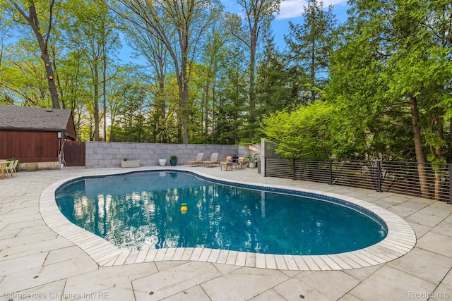 7371 Lindenmere Dr, Bloomfield Hills, MI 48301 - photo 71