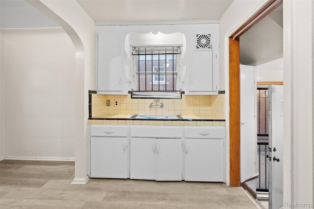 9233 Mckinney St, Detroit, MI 48224 - photo 12