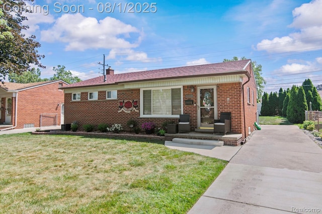 6140 Plainfield St, Dearborn Heights, MI 48127 - photo 1
