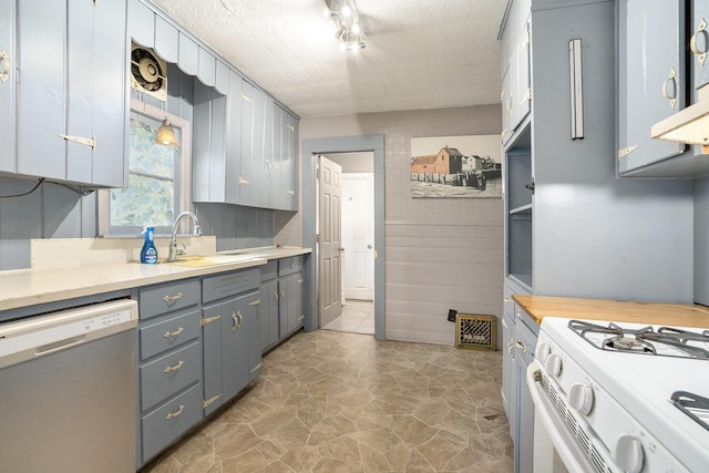 332 S Hooker Ave, Three Rivers, MI 49093 - photo 14