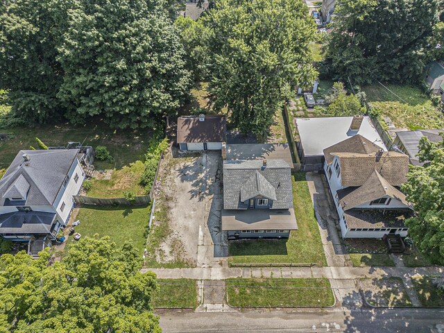 332 S Hooker Ave, Three Rivers, MI 49093 - photo 5