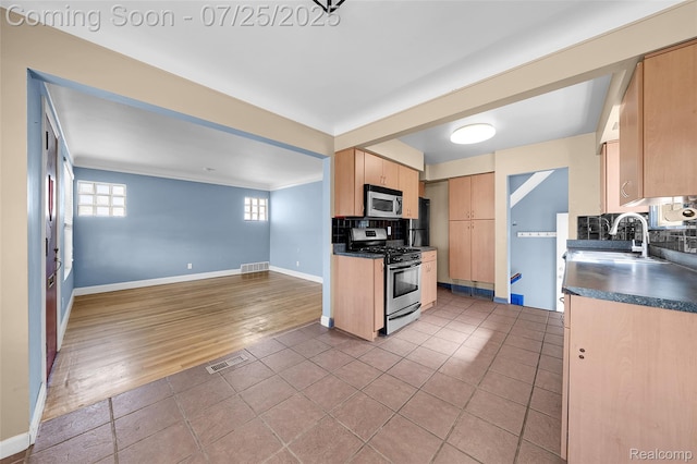 8272 Coolidge, Center Line, MI 48015 - photo 12