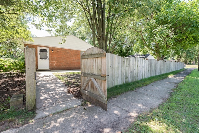 8989 Parent St, Livonia, MI 48150 - photo 36