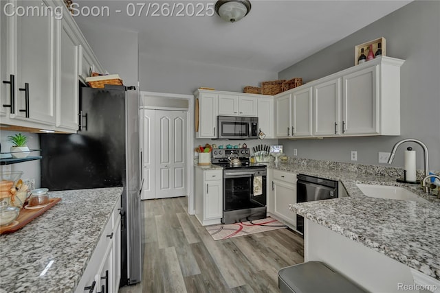 5820 Baypointe Blvd, Clarkston, MI 48346 - photo 11