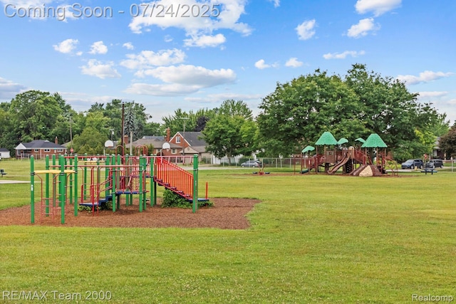 23450 Lawrence Ave, Dearborn, MI 48128 - photo 14