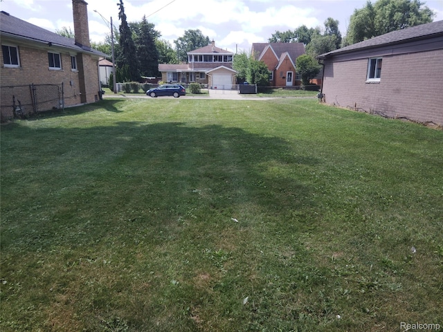 8275 Cadillac Ave, Warren, MI 48089 - photo 5