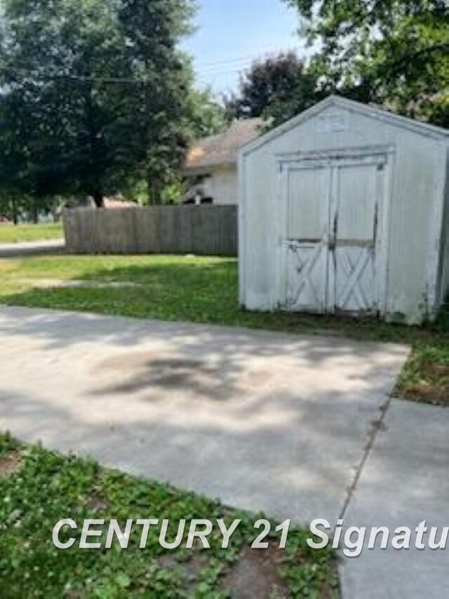 1602 S Harrison St, Saginaw, MI 48602 - photo 6
