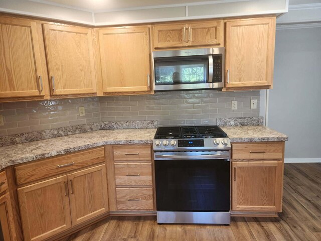 913 E Lewis St, Whitehall, MI 49461 - photo 6