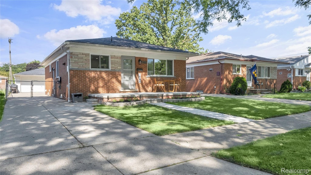 5961 Centralia St, Dearborn Heights, MI 48127 - photo 1