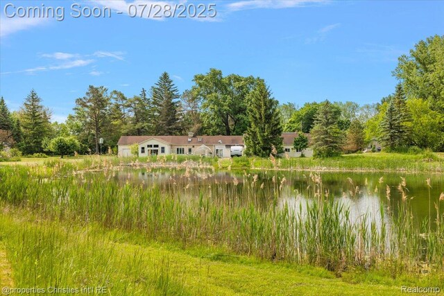 157 E Elmwood, Leonard, MI 48367 - photo 19