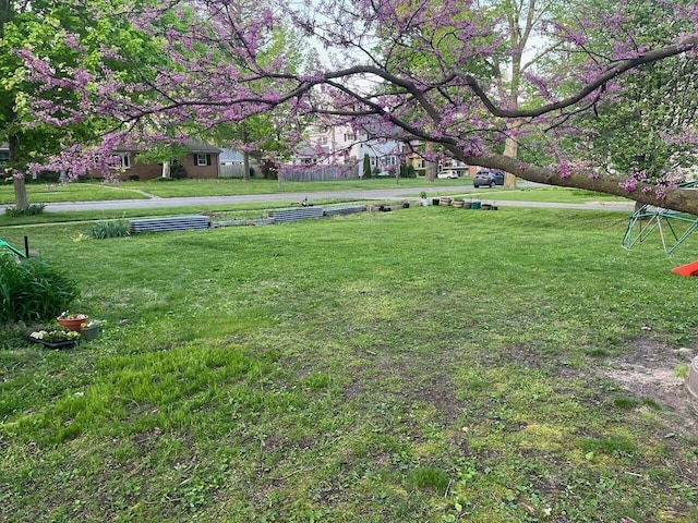 807 S Barnes St, Mason, MI 48854 - photo 46