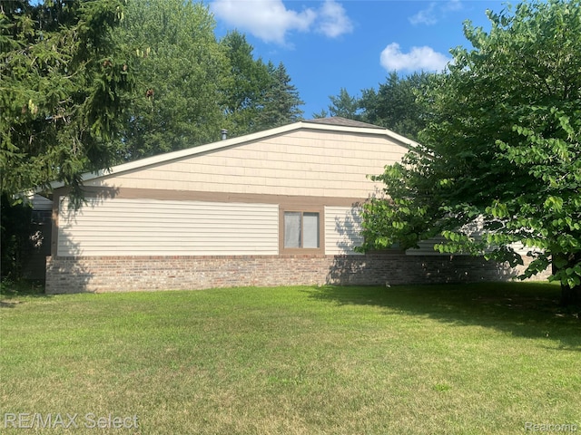 2110 Phillips Ave, Holt, MI 48842 - photo 9