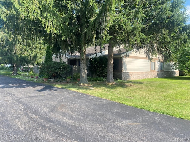2110 Phillips Ave, Holt, MI 48842 - photo 11