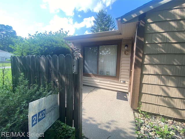 2110 Phillips Ave, Holt, MI 48842 - photo 29