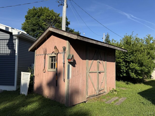 118 S Evans St, Tecumseh, MI 49286 - photo 23