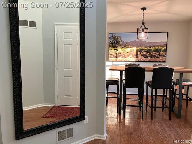 6493 Club Ct E, Grand Blanc, MI 48439 - photo 5