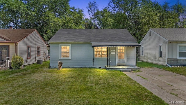 5942 Harrison St, Westland, MI 48135 - photo 1