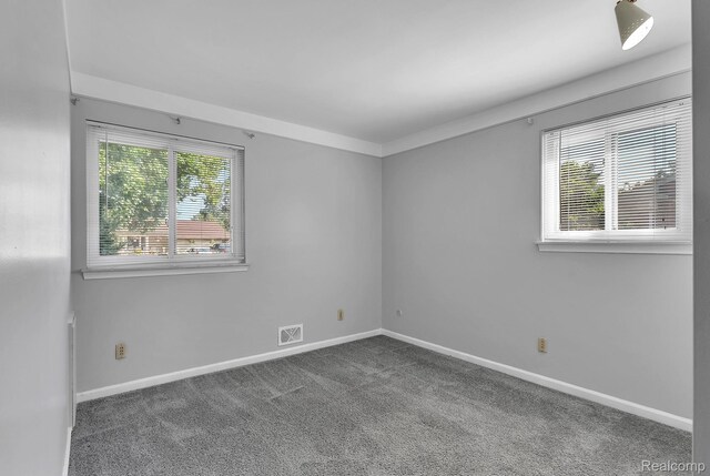 20195 River Oaks Dr, Dearborn Heights, MI 48127 - photo 25