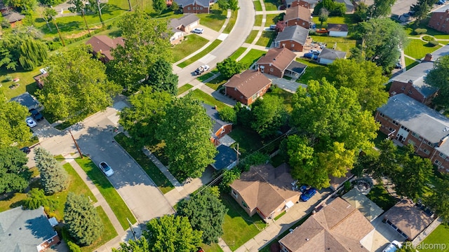 20195 River Oaks Dr, Dearborn Heights, MI 48127 - photo 43