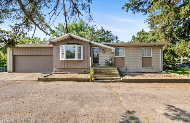 7716 Highland Rd, White Lake, MI 48383 - photo 1