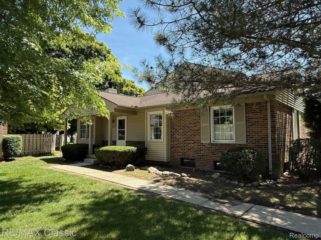 24252 Bashian Dr Unit 13, Novi, MI 48375 - photo 1