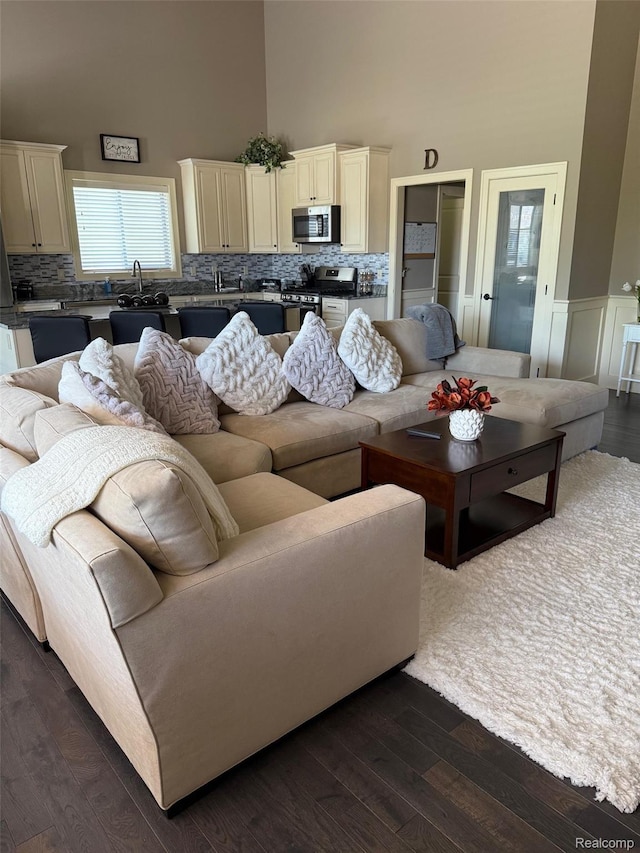 30034 Danvers Dr, Chesterfield, MI 48051 - photo 9