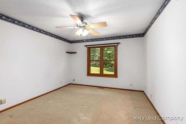 313 Maple Creek Ct, Holland, MI 49423 - photo 8