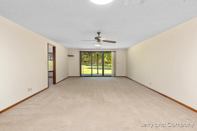 313 Maple Creek Ct, Holland, MI 49423 - photo 12
