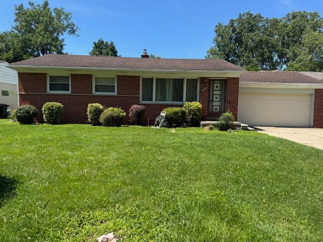 15935 Foch St, Livonia, MI 48154 - photo 2