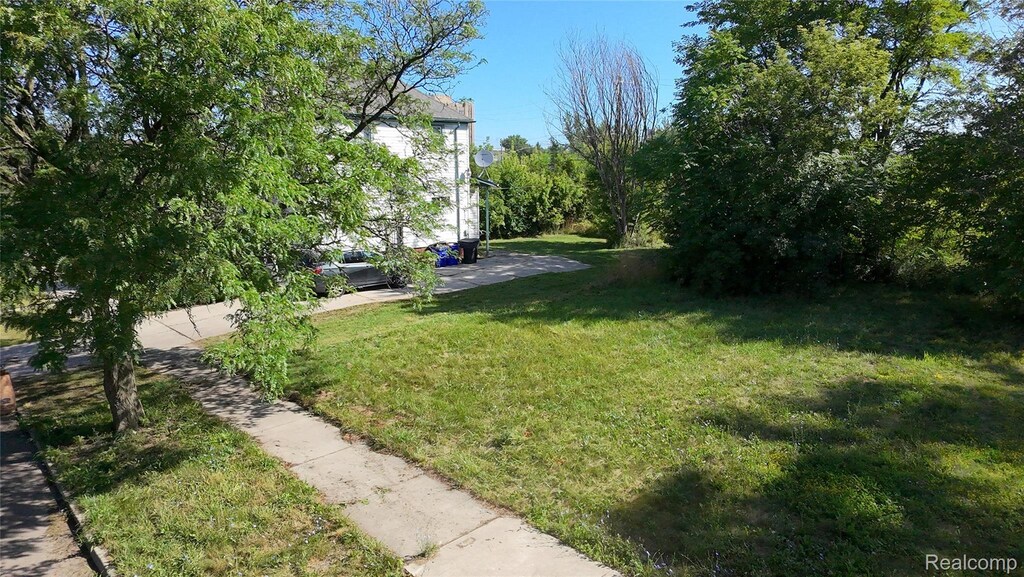 6208 Wabash St, Detroit, MI 48208 - photo 2